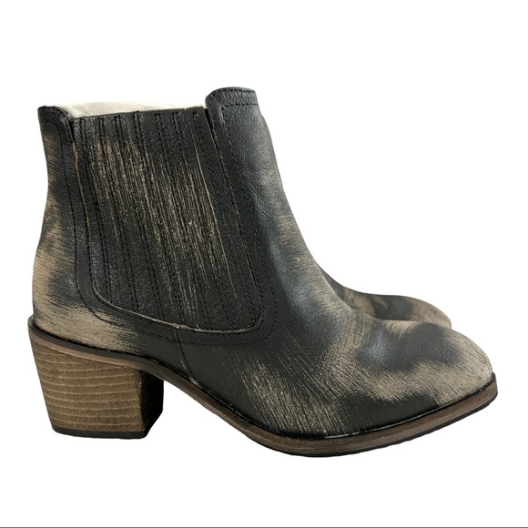 Roan Barcelona Black Buff Scratch Chelsea Boots Size 7 - Picture 3 of 14